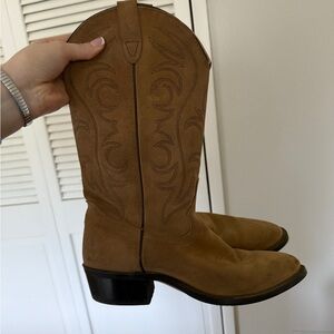 WESTIX Tan Suede Western Cowboy Boots